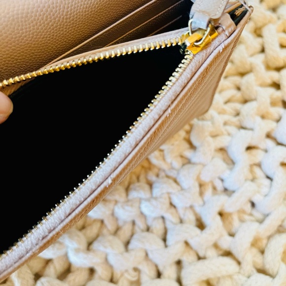 YSL leather mini crossbody -Monogramme PINK 🎀 - Picture 7 of 11